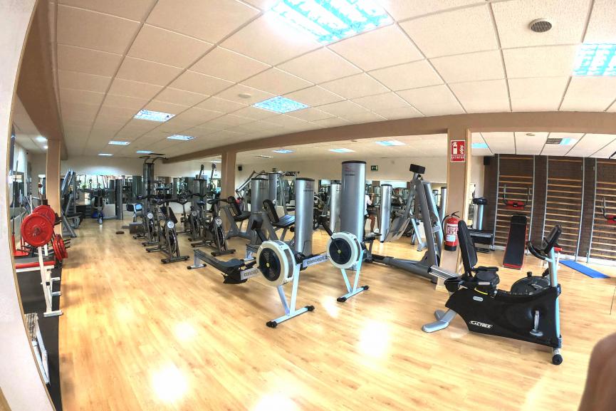 000 gym 3